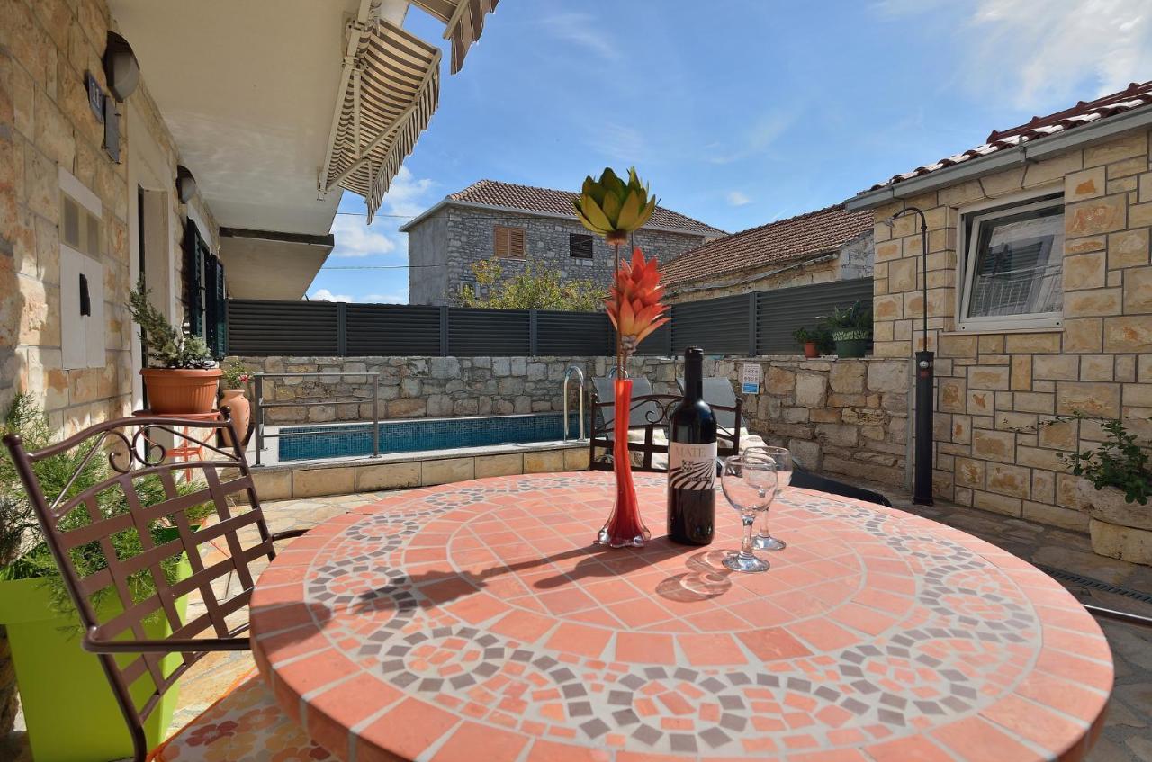 House Tihana Donje Selo na Šolti Dış mekan fotoğraf