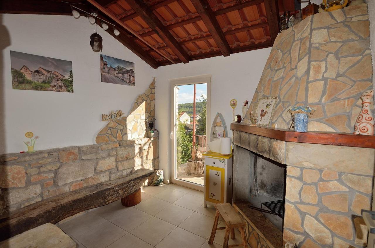 House Tihana Donje Selo na Šolti Dış mekan fotoğraf