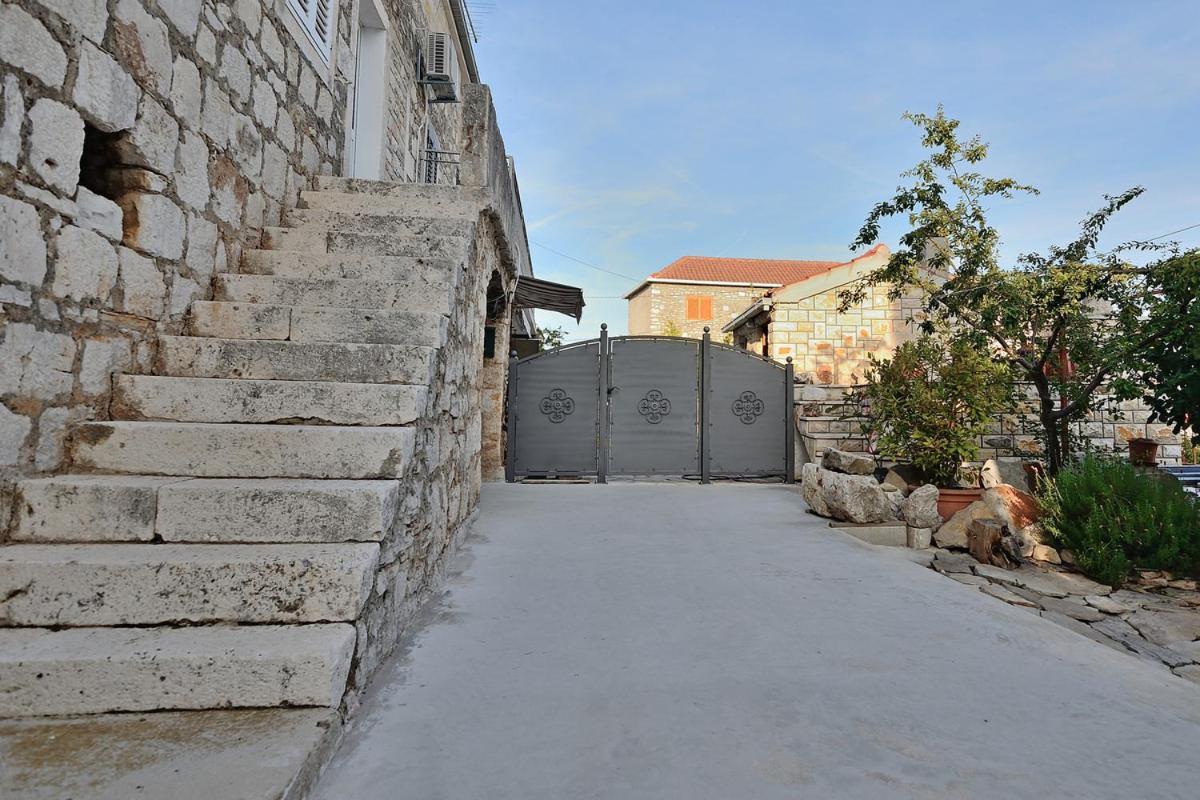 House Tihana Donje Selo na Šolti Dış mekan fotoğraf